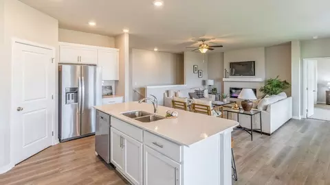 Kitchen - Sanden Rd NE, Cedar Rapids, IA 52411 photo 2 of 4