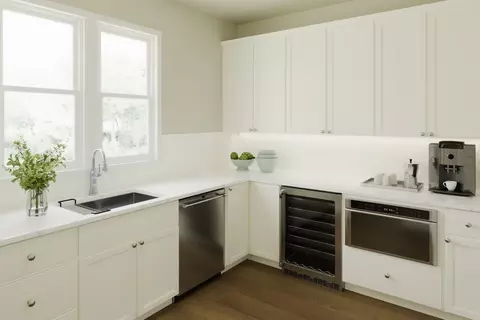 Kitchen - 329 Broad Furrows Ave, Delaware, OH 43015 photo 2 of 4