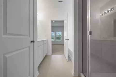 Entry Way - 260 Barbosa Trl, Saint Augustine, FL 32095 photo 4 of 7