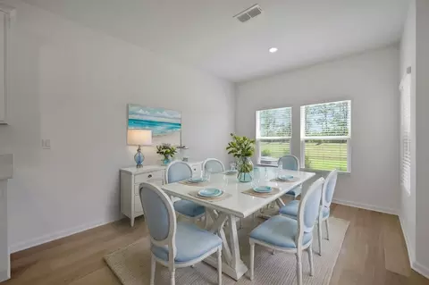 Dining - 260 Barbosa Trl, Saint Augustine, FL 32095 photo 1 of 2