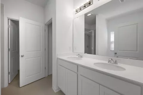 Bath - 260 Barbosa Trl, Saint Augustine, FL 32095 photo 1 of 8