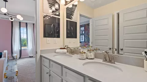 Bath - 108 Compass Rd, Hampton, GA 30228 photo 5 of 12