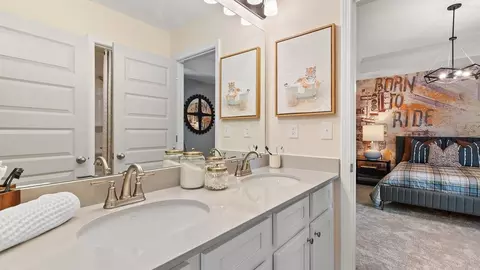 Bath - 108 Compass Rd, Hampton, GA 30228 photo 3 of 12