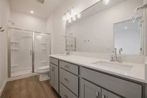 Bath - 3004 N Wander Ln, Eagle Mountain, UT 84005 photo 1 of 2