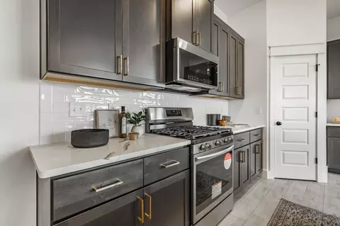 Kitchen - 1005 Aberdeen Ave, Carl Junction, MO 64834 photo 5 of 17
