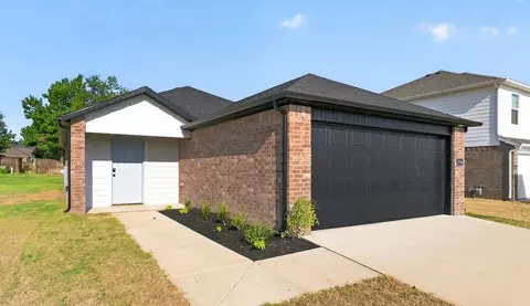 1695 Ridgeview Dr, Springdale, AR 72762