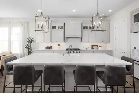 Kitchen - 6949 Saddleback St, Hesperia, CA 92345 photo 2 of 4