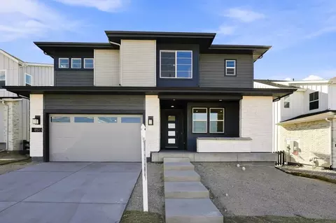 6513 Bridlespur St, Castle Pines, CO 80108