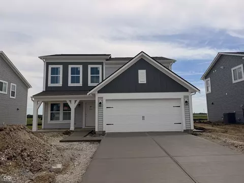 767 Oakleaf Dr, Greenfield, IN 46140