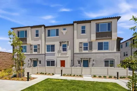 Exterior - 9316 Via Azul, Pico Rivera, CA 90660 photo 2 of 2