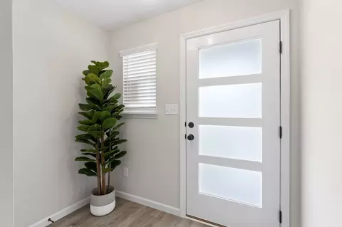 Entry Way - 10245 Spokane Dr, Affton, MO 63123 photo 1 of 24