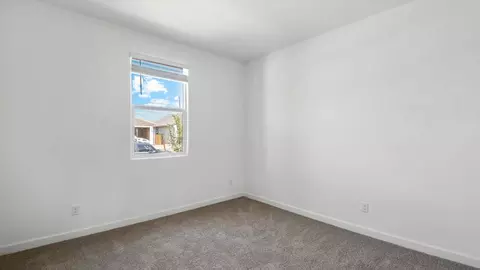 Bedroom - 2599 W Sentiero Ave, Apache Junction, AZ 85120 photo 3 of 14