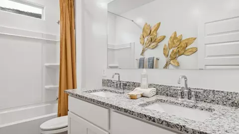 Bath - 2599 W Sentiero Ave, Apache Junction, AZ 85120 photo 8 of 8