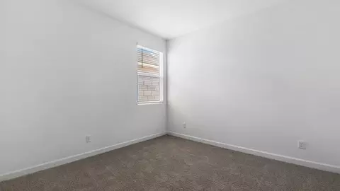 Bedroom - 2599 W Sentiero Ave, Apache Junction, AZ 85120 photo 5 of 14