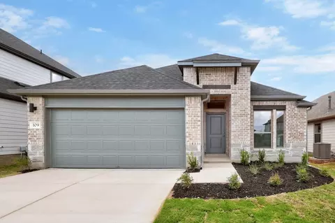 602 Universal Dr, Hutto, TX 78634