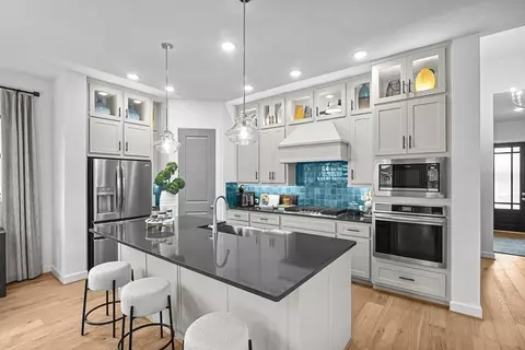 Kitchen - 15314 Le Reve Ln, Conroe, TX 77302 photo 2 of 6