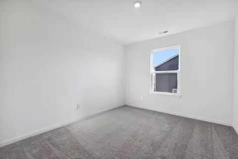 Bedroom - 6594 Hemlock Ln, Pendleton, IN 46064 photo 6 of 16