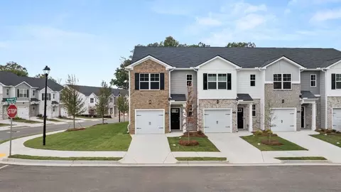 2056 Crossing Rd, Stone Mountain, GA 30088