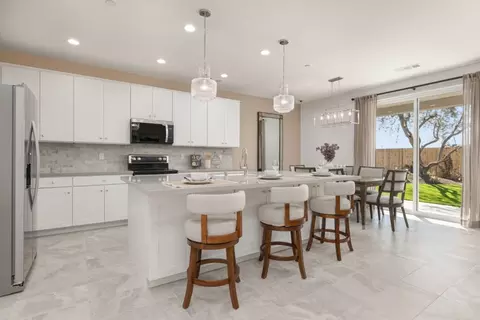Kitchen - 2164 Carpinteria St, Delano, CA 93215 photo 4 of 10