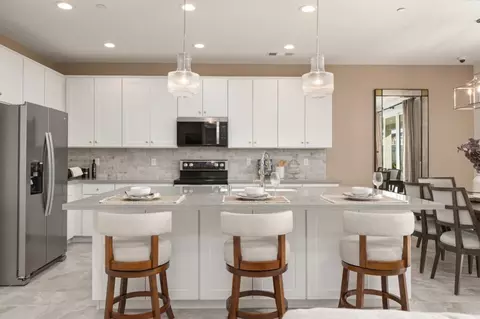 Kitchen - 2164 Carpinteria St, Delano, CA 93215 photo 5 of 10
