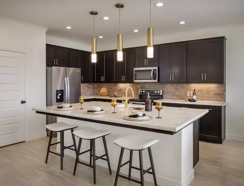 Kitchen - 2164 Carpinteria St, Delano, CA 93215 photo 2 of 10