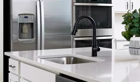 Kitchen - 1458 Earhart Ln, Eagle Mountain, UT 84005 photo 1 of 19