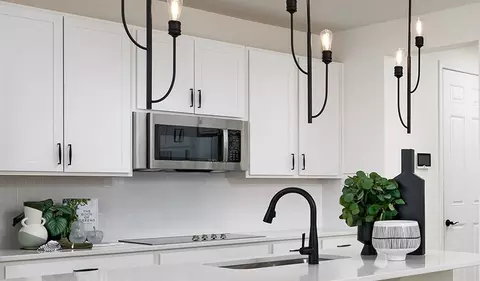 Kitchen - 1458 Earhart Ln, Eagle Mountain, UT 84005 photo 3 of 19