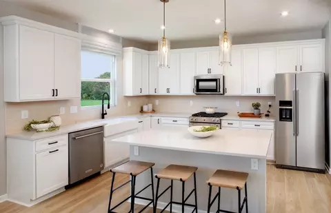 Kitchen - 106 E Wind Rd, Delaware, OH 43015 photo 2 of 5