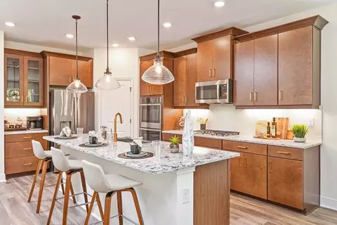 Kitchen - 108 Buddy Ct, Seffner, FL 33584 photo 4 of 4