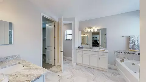 Bath - 108 Buddy Ct, Seffner, FL 33584 photo 1 of 7