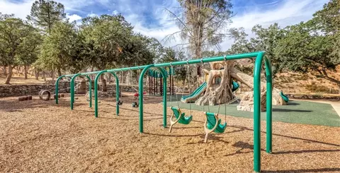 View/Area - 2404 Stagecoach Rd, Patterson, CA 95363 photo 10 of 11