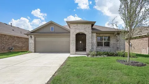 304 Blanco Dr, Azle, TX 76020
