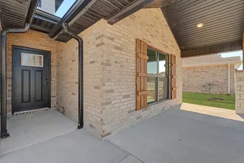 8751 Sunspire Ln, Centerton, AR 72719