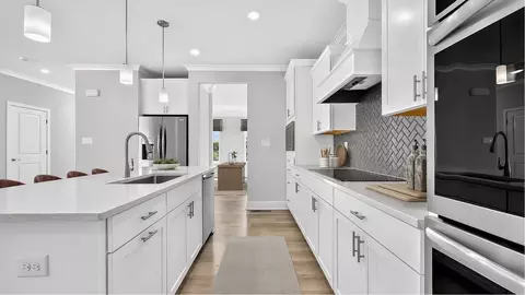Kitchen - 17055 Gathering St, Boyds, MD 20841 photo 4 of 6