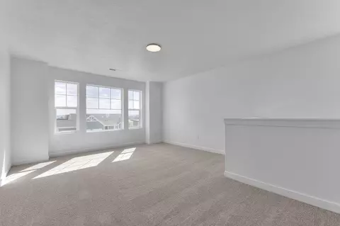 Living - 6417 Vernon Dr, Eagle Mountain, UT 84005 photo 3 of 7