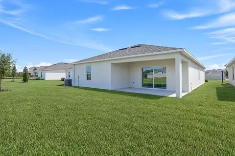 Exterior - 13321 Commons Ave, Parrish, FL 34219 photo 3 of 8