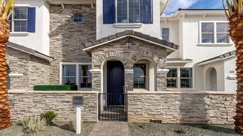 13975 W Luke Pkwy, Surprise, AZ 85374