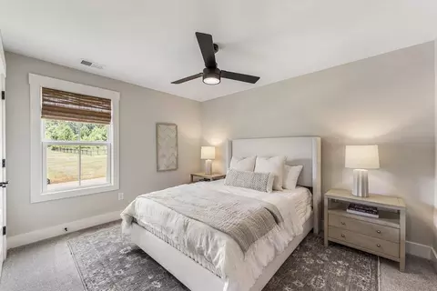 Bedroom - 732 8th Ave N, Myrtle Beach, SC 29588 photo 7 of 11