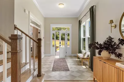 Entry Way - 732 8th Ave N, Myrtle Beach, SC 29588 photo 3 of 11
