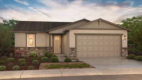 4039 W Babcock Ave, Visalia, CA 93291