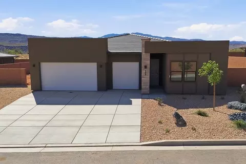159 N Desert View Dr, Ivins, UT 84738