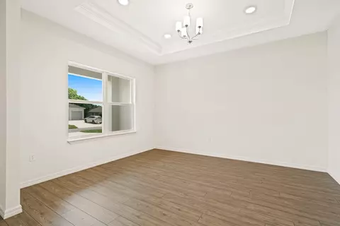 Living - 2521 Whitewood Ave, Spring Hill, FL 34609 photo 1 of 3