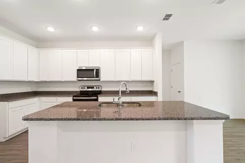 Kitchen - 2521 Whitewood Ave, Spring Hill, FL 34609 photo 1 of 2