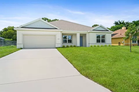Exterior - 2521 Whitewood Ave, Spring Hill, FL 34609 photo 2 of 5