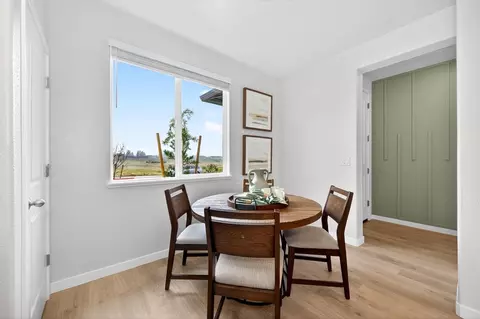 Dining - 3949 Wild Rye Rd, Placer One, CA 95747 photo 9 of 12