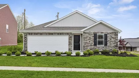 1005 Carriage Place Dr, Richmond, KY 40475