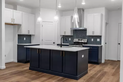 Kitchen - 487 Osage Dr, Willard, MO 65781 photo 1 of 4