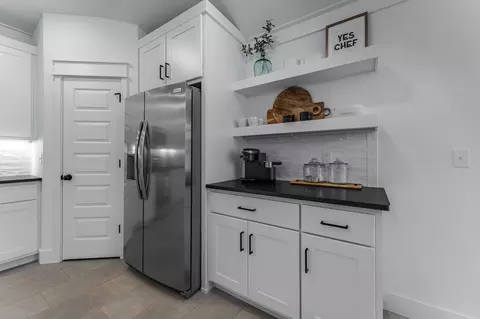 Kitchen - 1136 E Abercorn St, Republic, MO 65738 photo 6 of 6