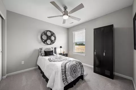 Bedroom - 6735 Raymond Ave, Pagedale, MO 63133 photo 1 of 40