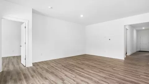 Living - 7097 Theo Baker Blvd, Pendleton, IN 46064 photo 1 of 3